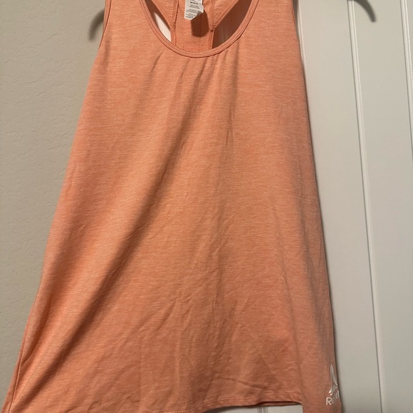 Reebok Active Fearless Tank Top Activewear Racerback Coral Size Medium Workout - Picture 3 of 9